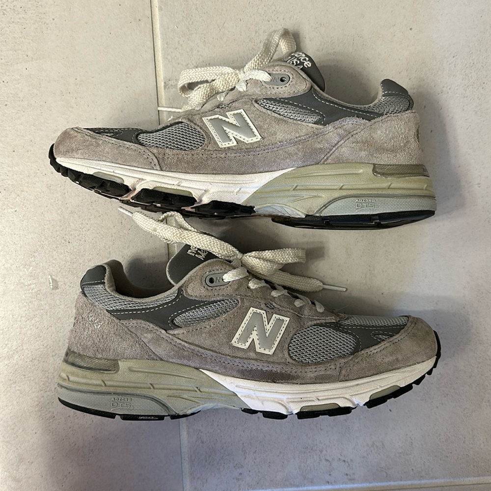 New Balance 993